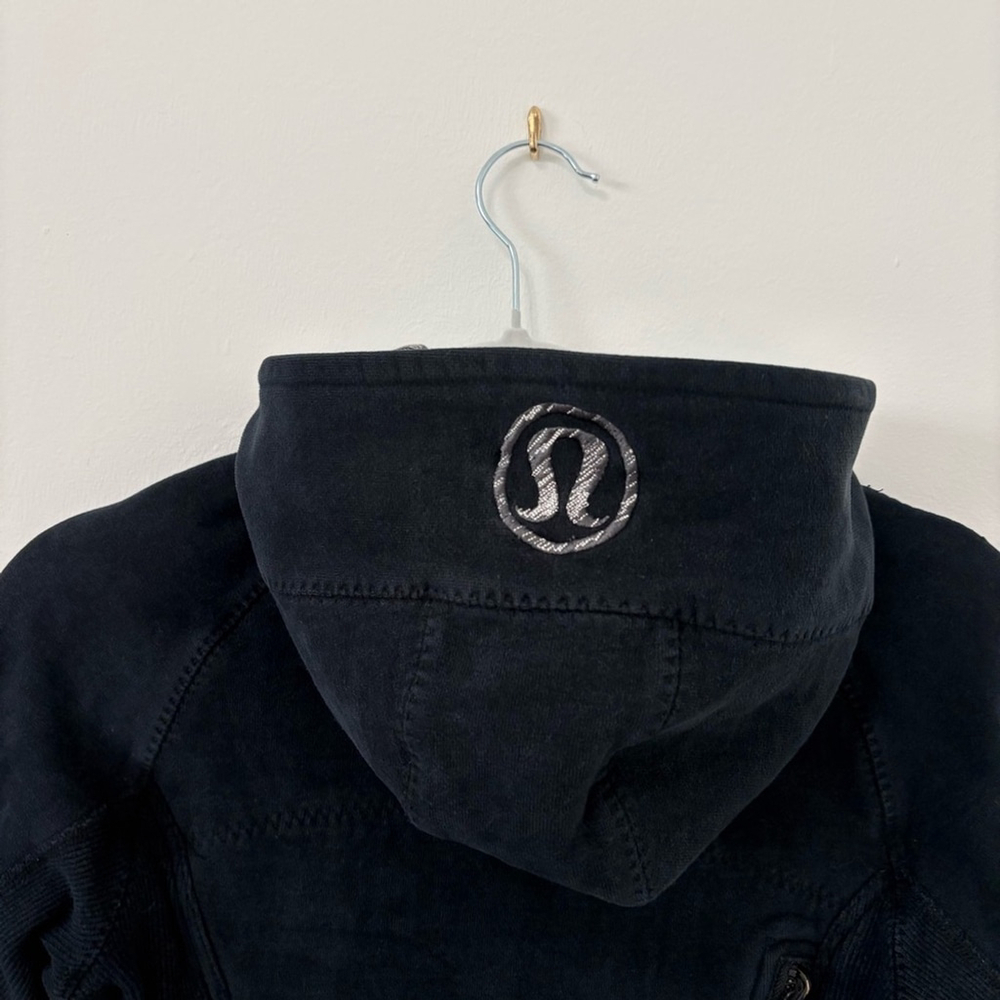 Lululemon | Official Special Edition Scuba Hoodie | Sz 2/4 | Back Zipper | EUC - Picture 12 of 12